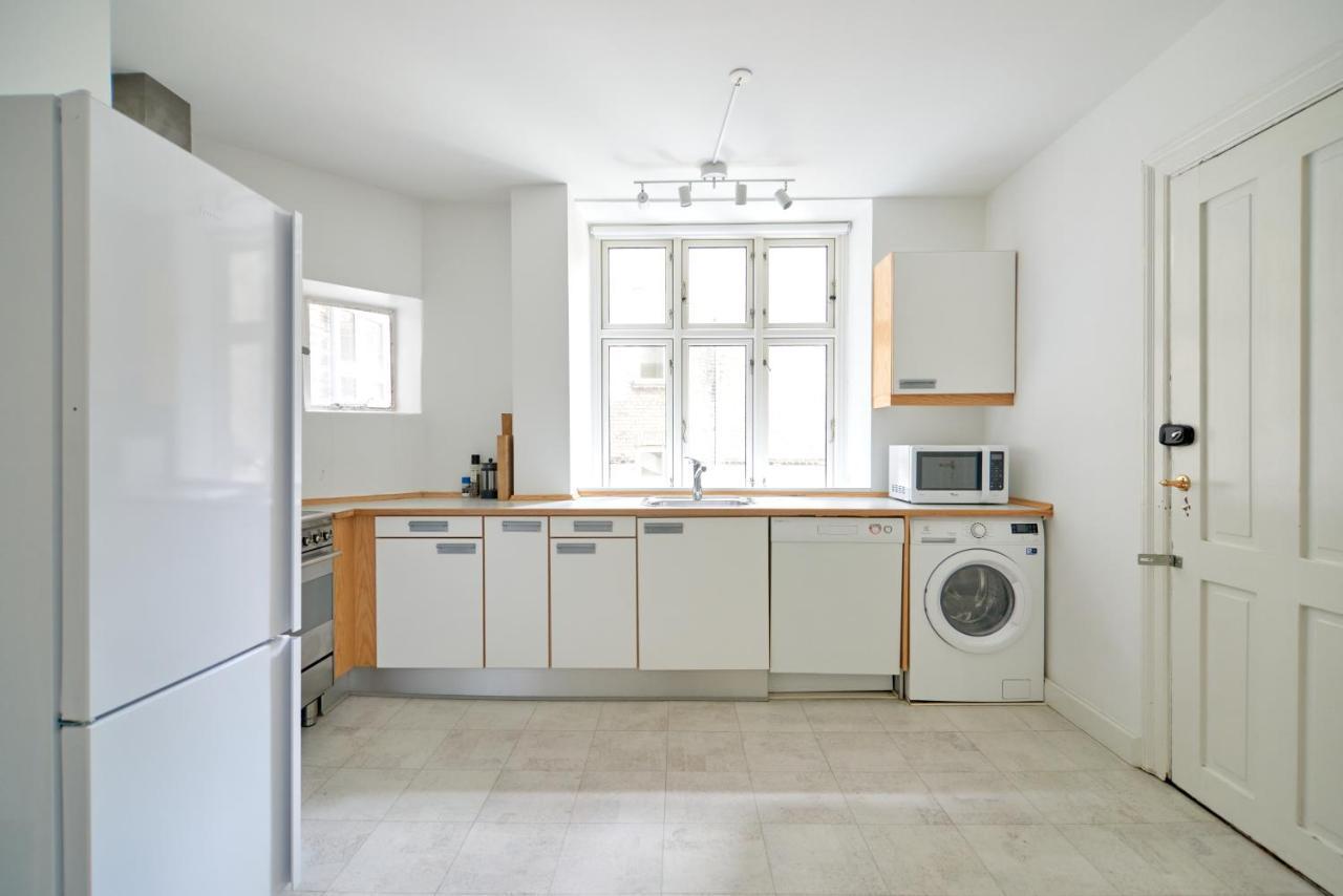 Xl Flat W 3 Bedrooms By Kings Garden In Cph City Koppenhága Kültér fotó
